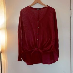 Textured burgundy button down cardigan 🥰